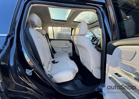 2020 Mercedes-Benz Glb 250 4Matic z USA, uszkodzony, nr VIN W1N4M4HB3LW031871